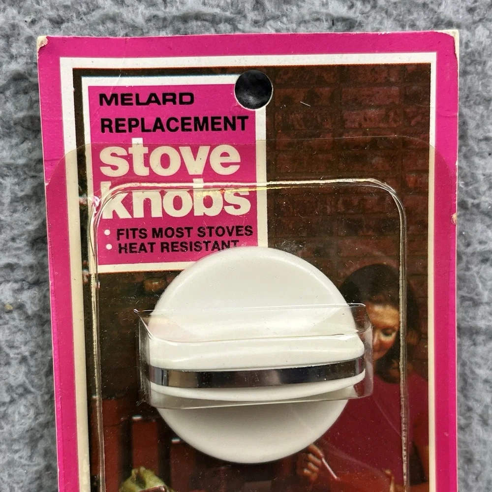 Vintage Melard Replacement Stove Knobs 4 Total‎ No. 28011 NOS
